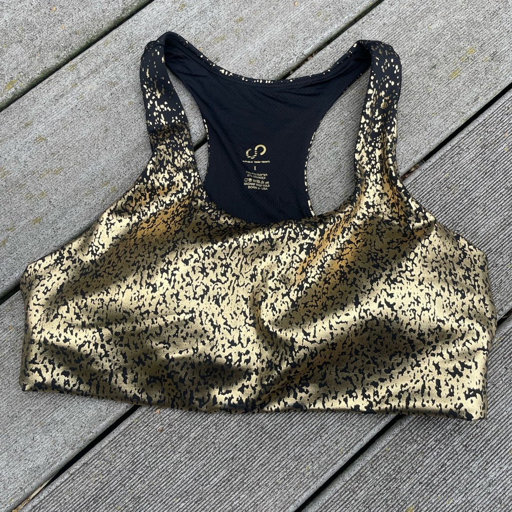 Curves N Combat Boots CNC black and gold metallic foil sports bra sz L